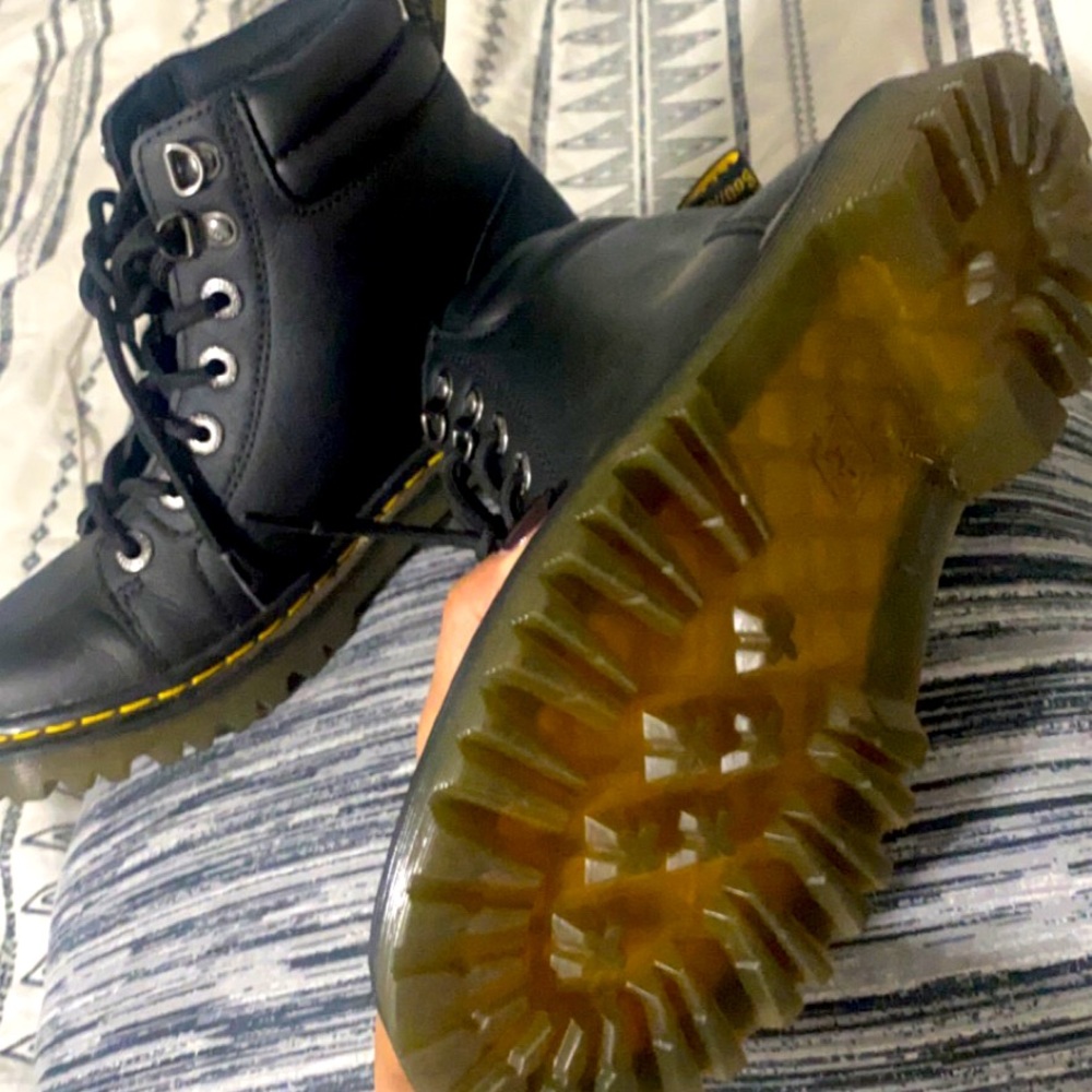 Dr. martens size 6 Brand new only used worn once .